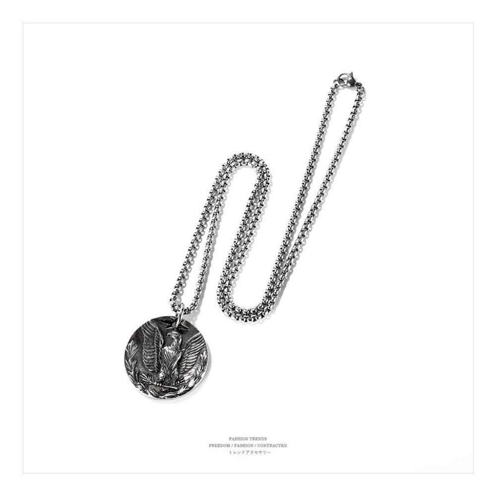 men round card necklace - Picture 4 of 4